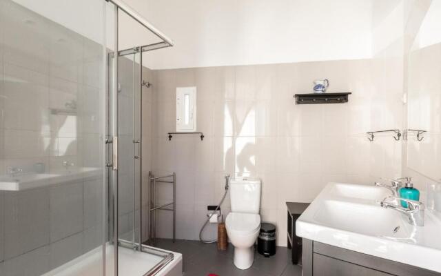 Spacious and elegant family home - BP1