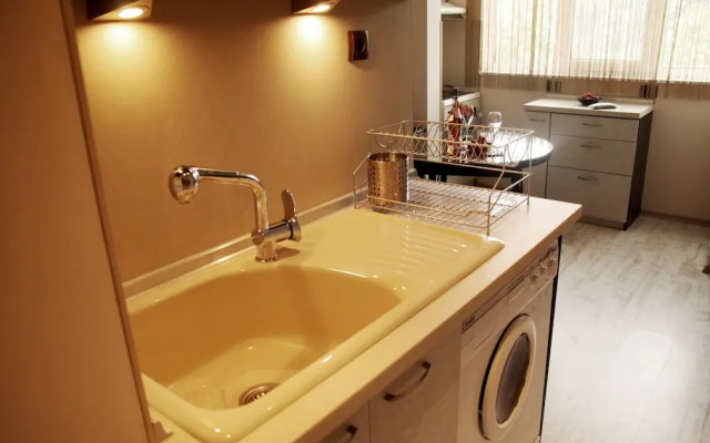 Cozy Apartment near Varna Sea Garden