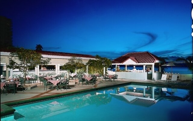 Hotel Breezes Montego Bay
