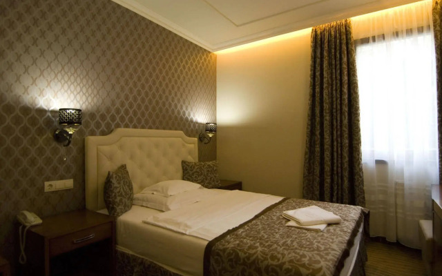 Golden Ball Club Hotel & Fitness