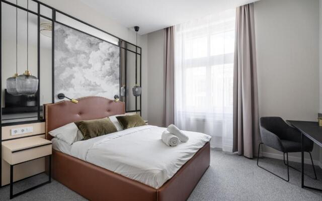 Astoria Boutique Suites - by BQA