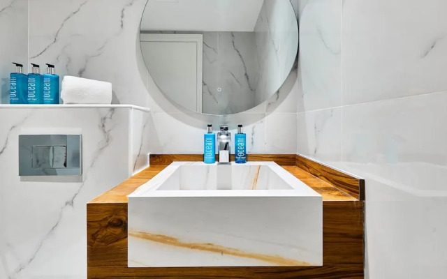 bnbme - Gold Crest Views 2 - STUDIO