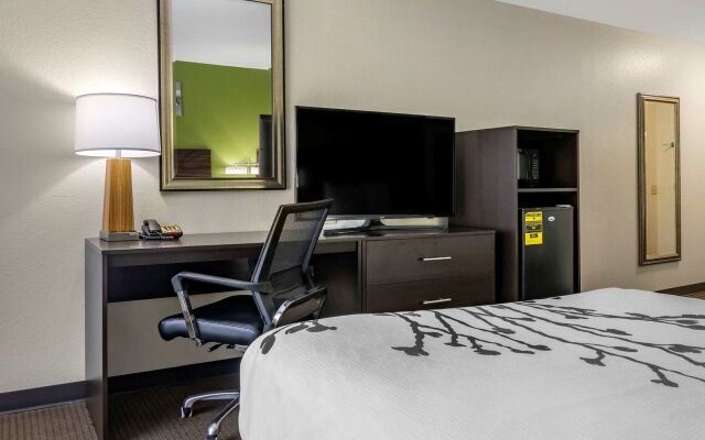 Sleep Inn & Suites Brunswick North