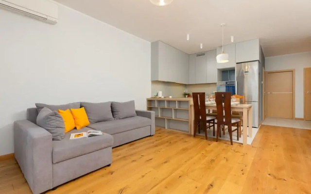 Green Surroundings 2 Bedrooms by Renters