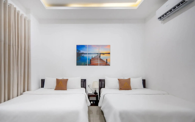 Phuong Dong Hotel & Apartment