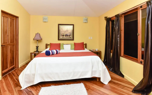 Monos Locos - Portasol Vacation Rental
