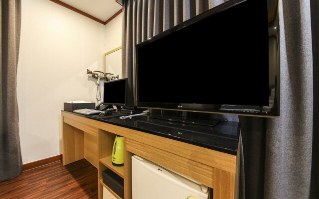 Sokcho Ritz Hotel