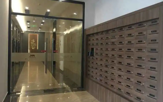 Property Plus Luxury Apartment - Vinhomes Metropolis