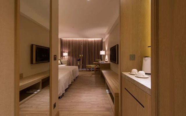 Everrich Golden Lake Hotel