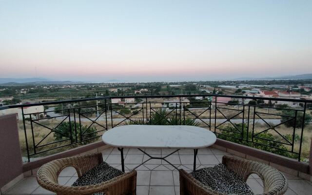 Schinias Bright Spacious Maisonette-panoramic View