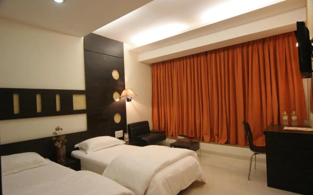 OYO Rooms RC Dutt Road