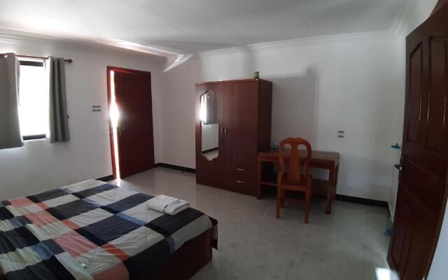 1-2pax AC room 2 including kitchen