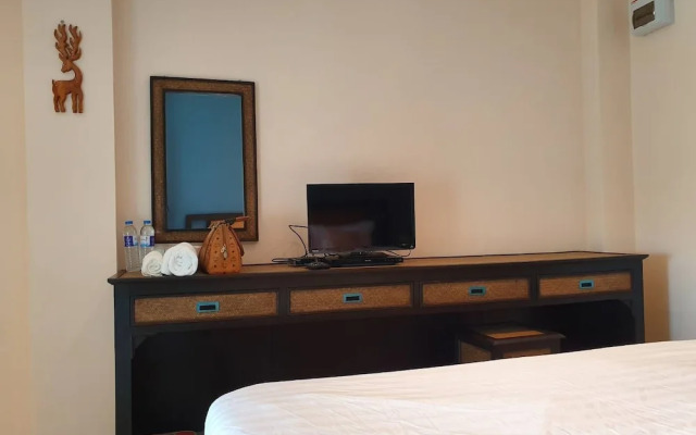 Samutsakorn Apartment