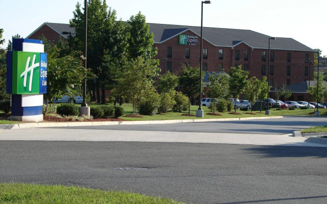 Holiday Inn Express I-95 Capitol Beltway-Largo by IHG