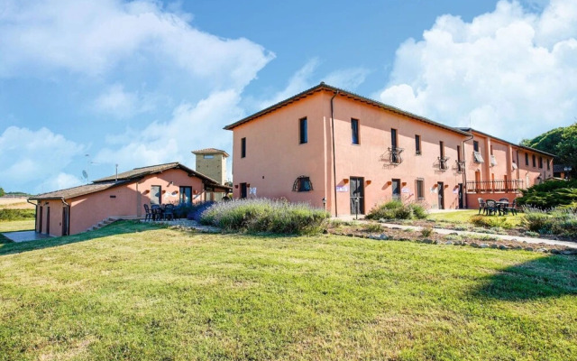 Vibrant Holiday Home in Castiglione del Lago