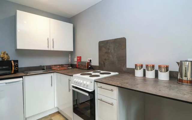 Studio Apartment