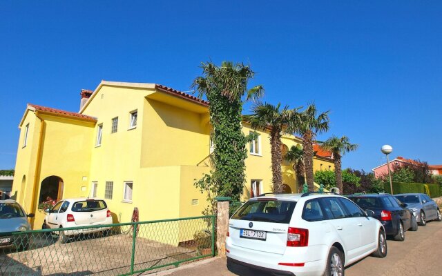 Apartment Gey 671