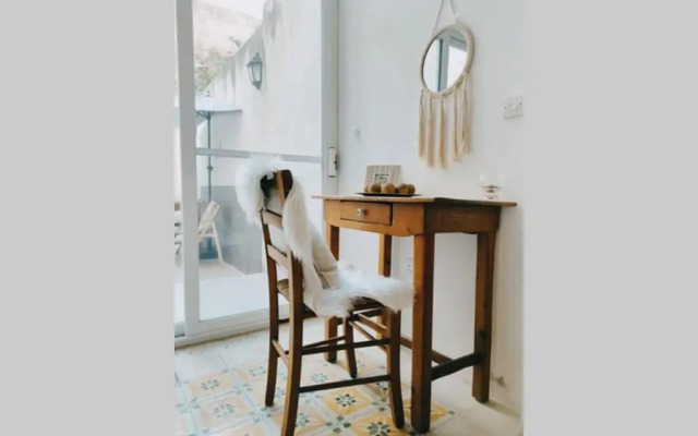 LA88 Bijou Boutique