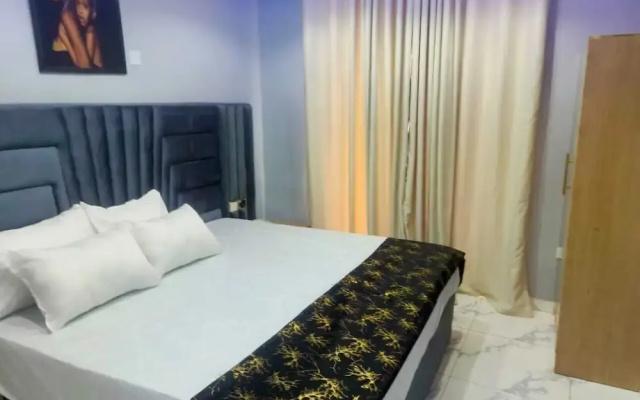 Glossy Luxury Hotel