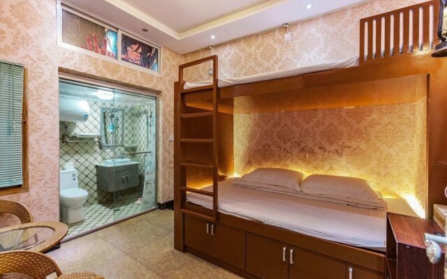 Xitang Moon Courtyard Guest House