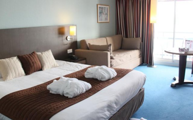 Hotel The Originals du Golf de l Ailette Laon Sud