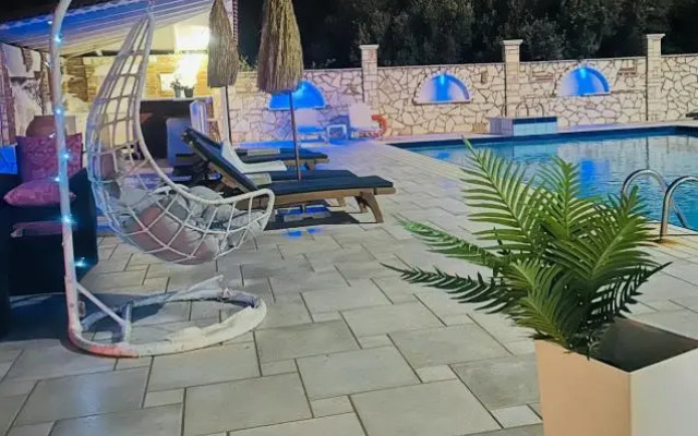 Rodini Beach Hotel