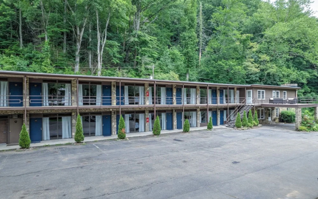 Heart Of The Valley Motel