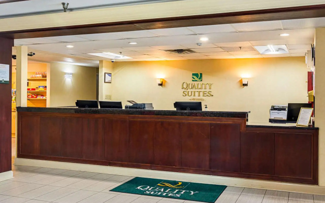 Quality Suites Atlanta Airport East