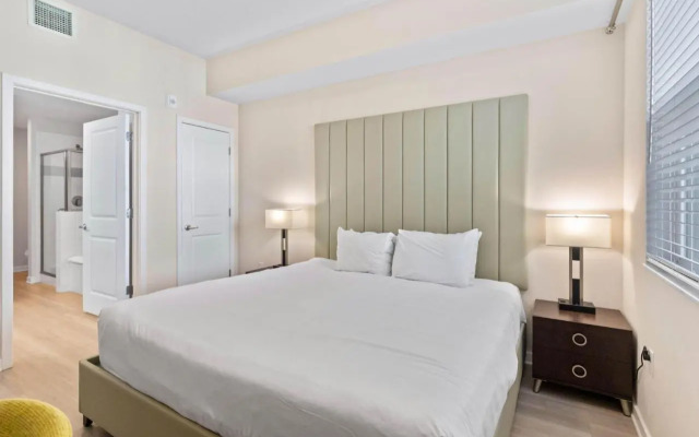 4012 Breakview Drive #210