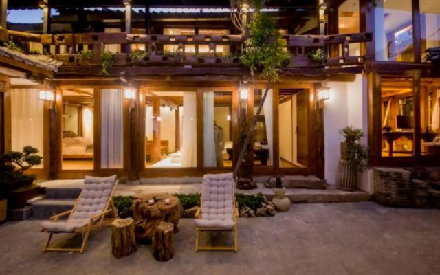Shuhe Wisteria Inn Lijiang
