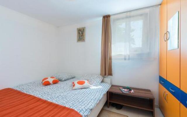 Apartments Salak