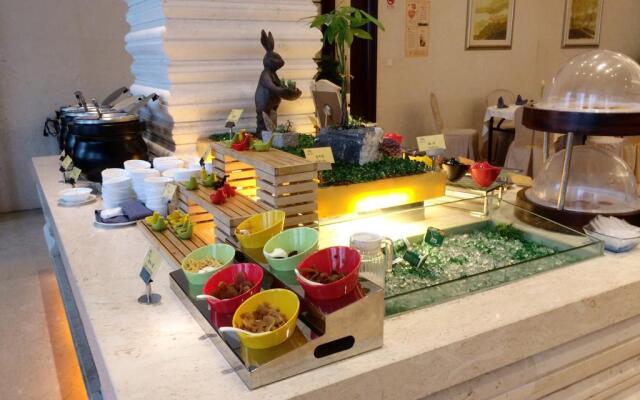 Yancheng Shuicheng Hotel
