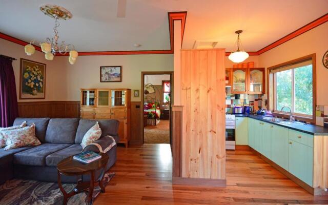 Araluen Park Cottages