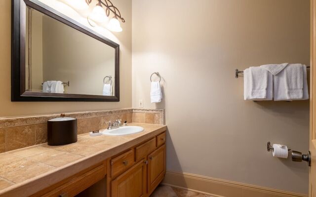 The Manor on St. Philip