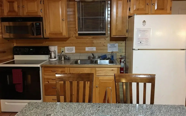Frio Springs Lodges