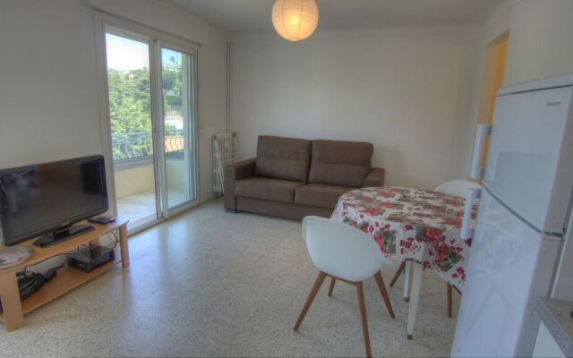 Studio 3 étoiles 100m plages  wifi