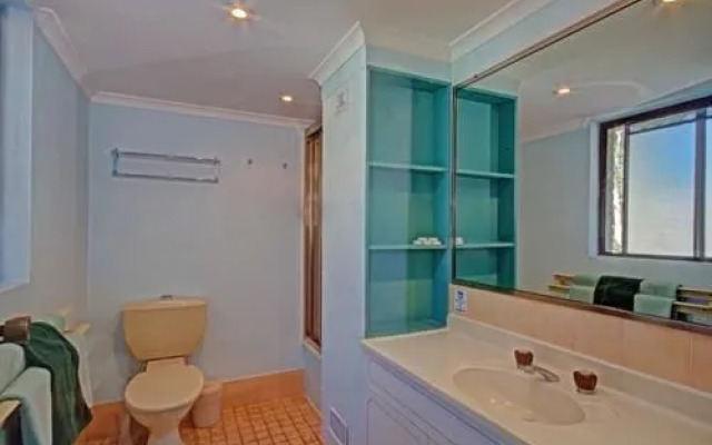 Allamanda Apartments