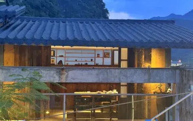 Yunman Homestay (Zhenhong Sports Center)
