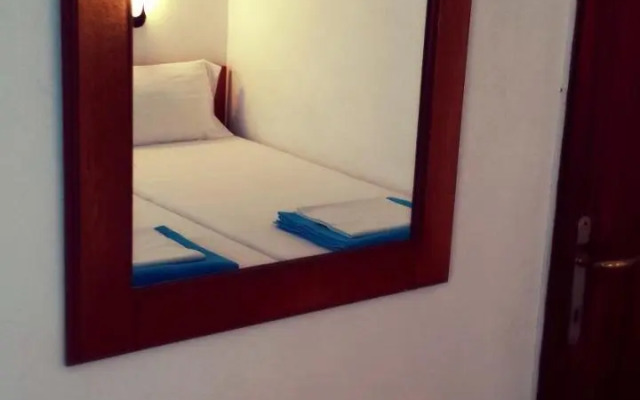 Rooms Ntontas
