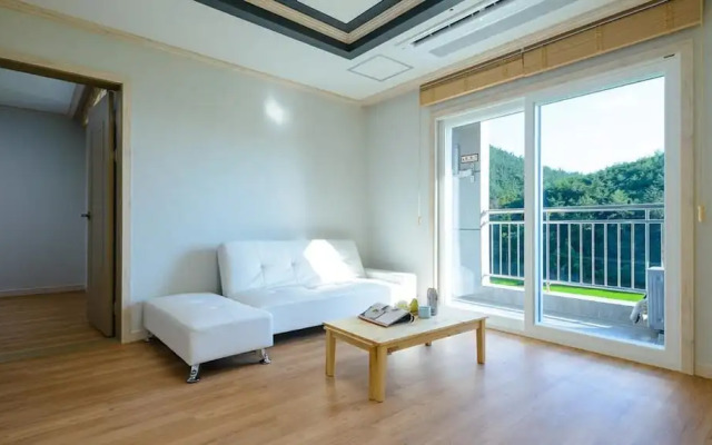 Yeosu Sora Noeul Pension