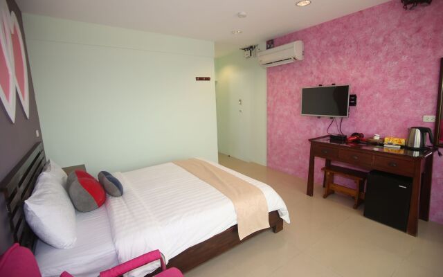 Water Front Hotel