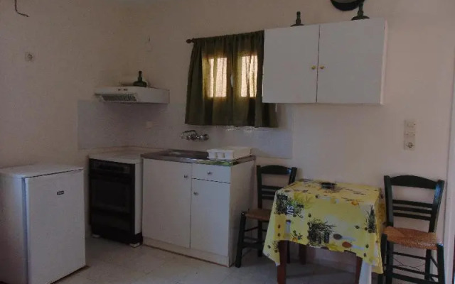 Marina Apartments &amp; Studios
