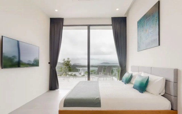 Yamu Hills Panoramic Ocean View 6 Bed Luxury Vila