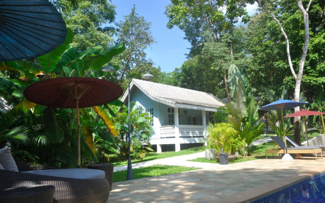 Monoceros Resort