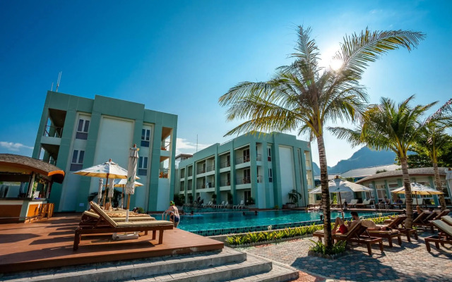 Phi Phi Harbour View Hotel
