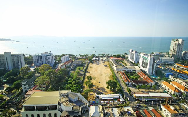 Centric Sea by Pattaya Sunny Rentals