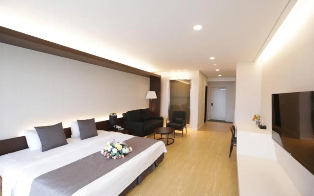The Qube Resort Jeju