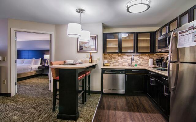 Staybridge Suites Marquette by IHG