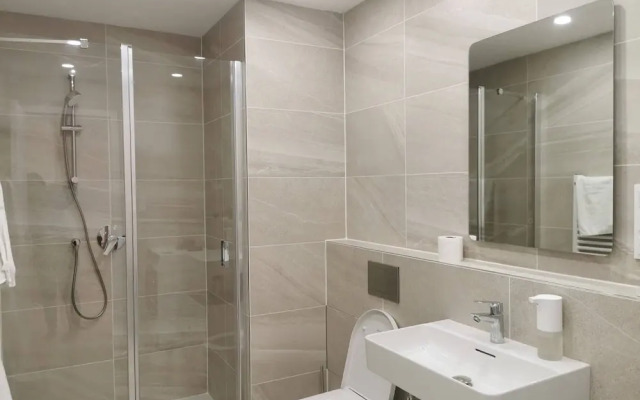 Free Parking, Center Location, Nuslesky Pivovar Sunset Balcony Home