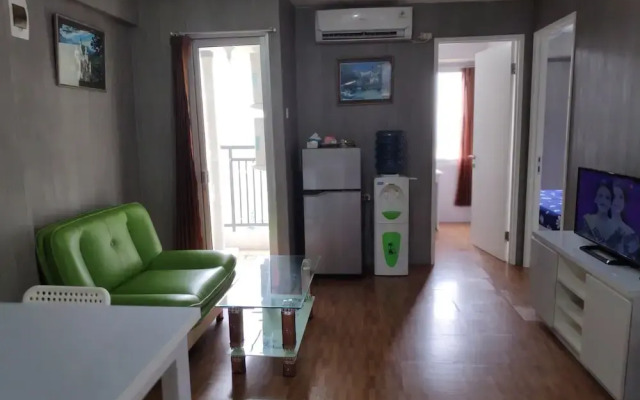 Clean & Comfy Room at Bassura with open view window